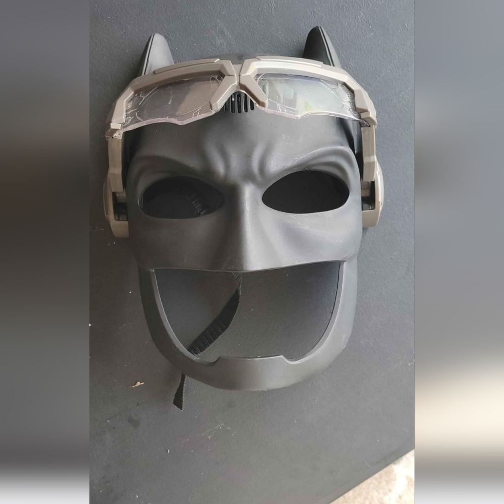 BUNDLE - Voice changing mask